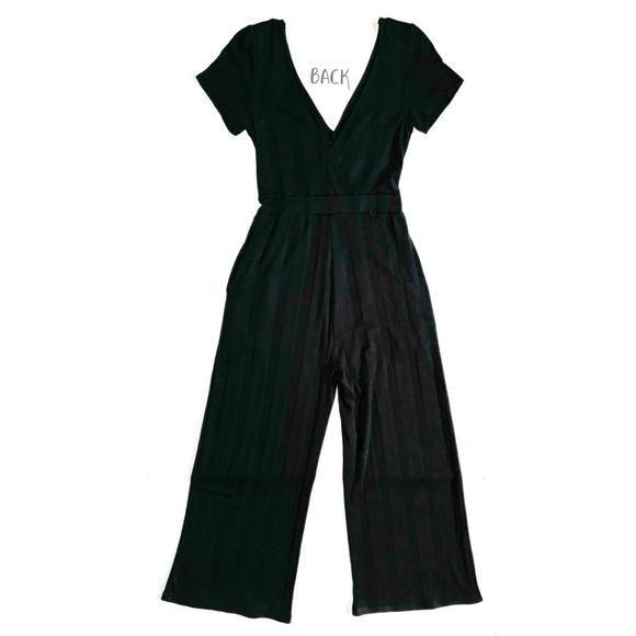 AE Black Jumpsuit Front Keyhole Detail S - Picture 2 of 7